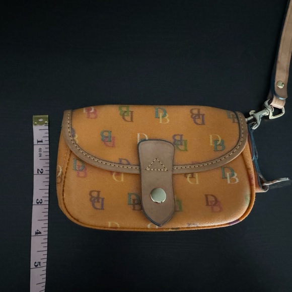 Vintage Dooney and Bourke Orange Wristlet Y2K - Picture 9 of 9